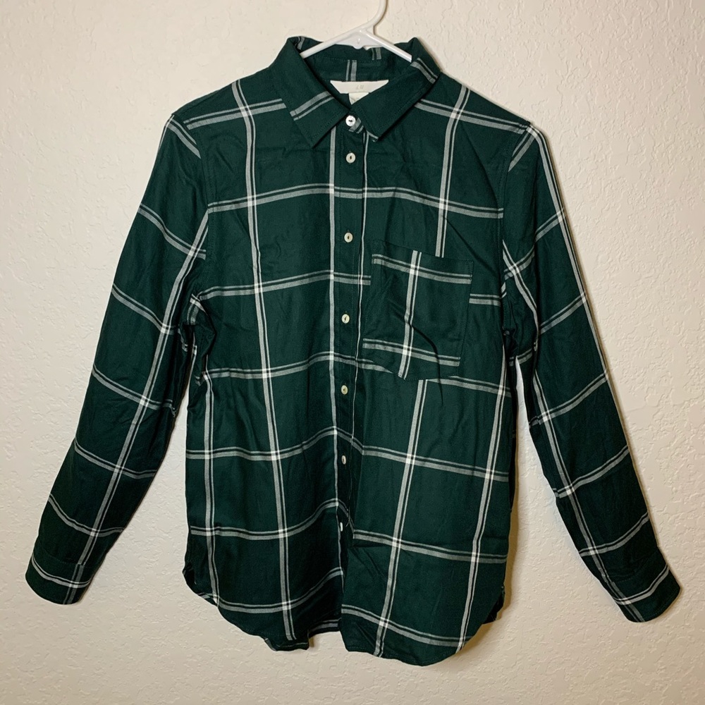 H&M Button Down Women’s Shirt Sz 4